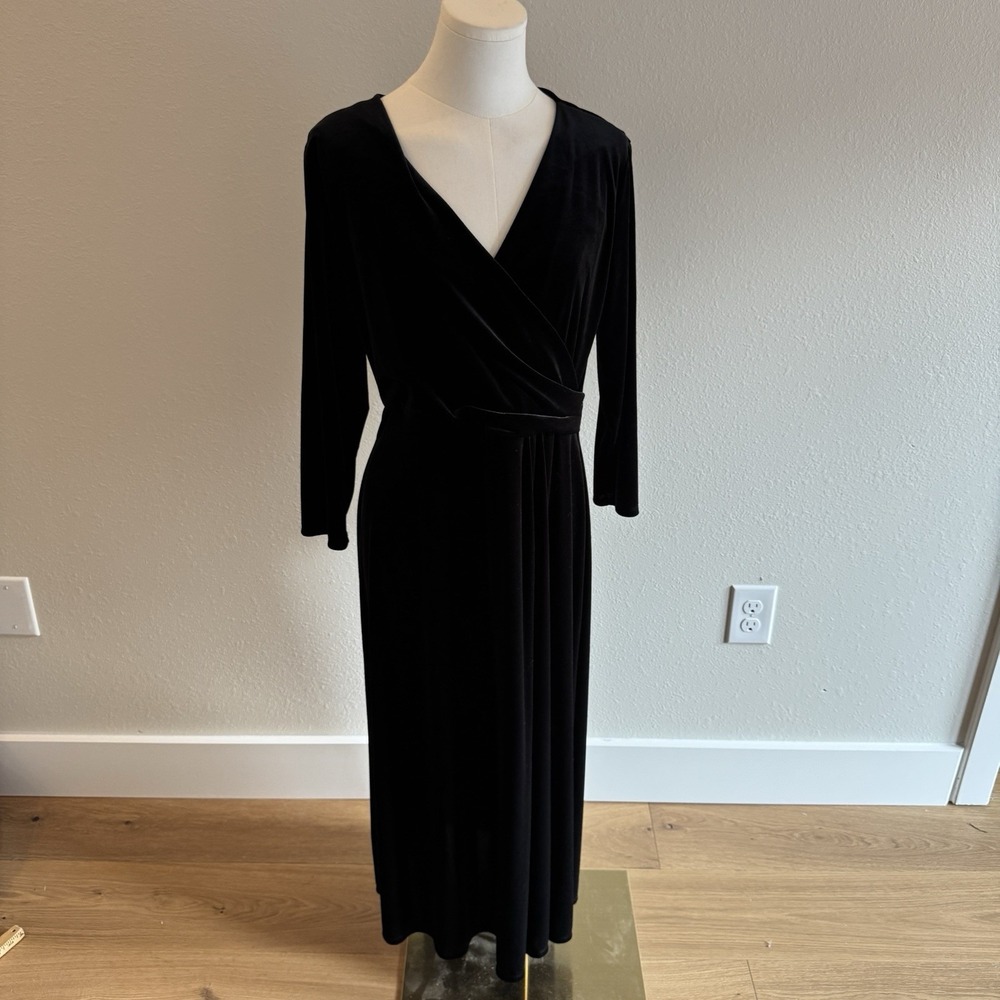 Chaus NY Velvet Faux Wrap Ruched Midi Dress Sz L Classic Black Whimsigoth Sexy